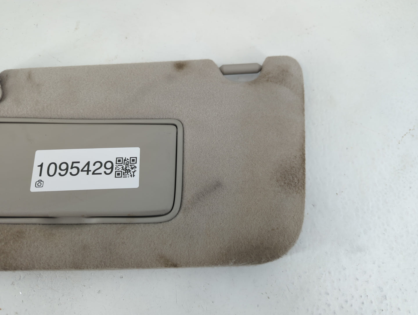 2013-2019 Nissan Sentra Sun Visor Shade Replacement Driver Left Mirror Fits Fits 2012 2013 2014 2015 2016 2017 2018 2019 OEM Used Auto Parts - Oemusedautoparts1.com