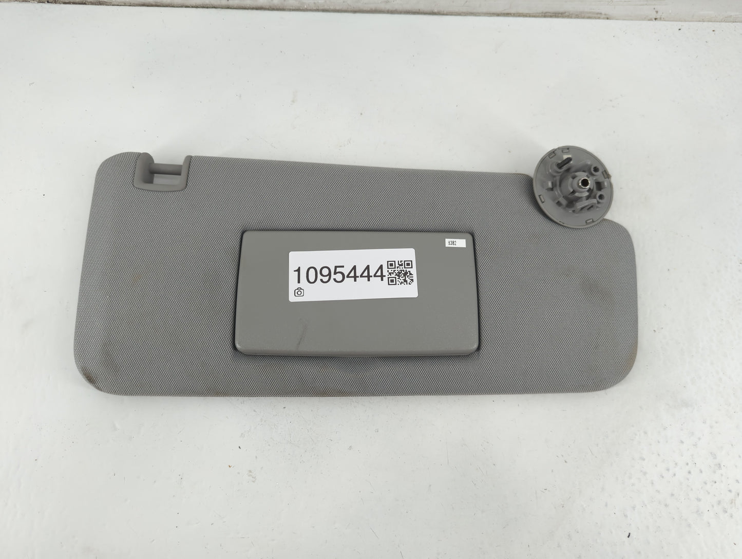 2017-2021 Chevrolet Trax Sun Visor Shade Replacement Passenger Right Mirror Fits Fits 2017 2018 2019 2020 2021 OEM Used Auto Parts