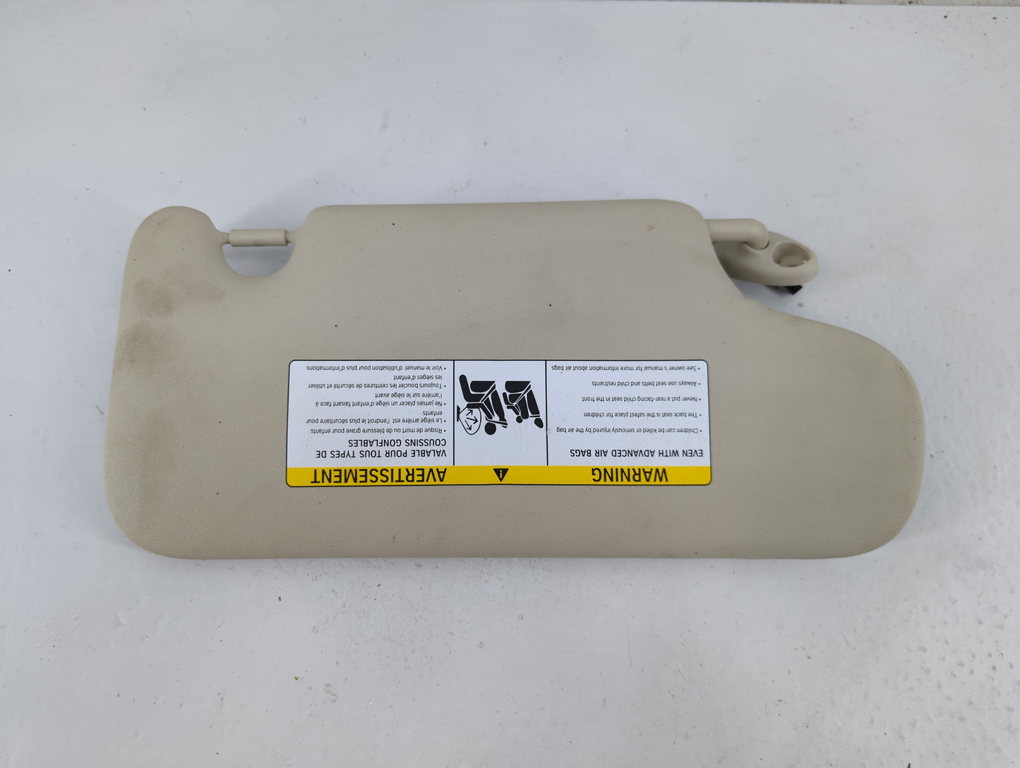 2010-2017 Chevrolet Equinox Sun Visor Shade Replacement Driver Left Mirror Fits Fits 2010 2011 2012 2013 2014 2015 2016 2017 OEM Used Auto Parts