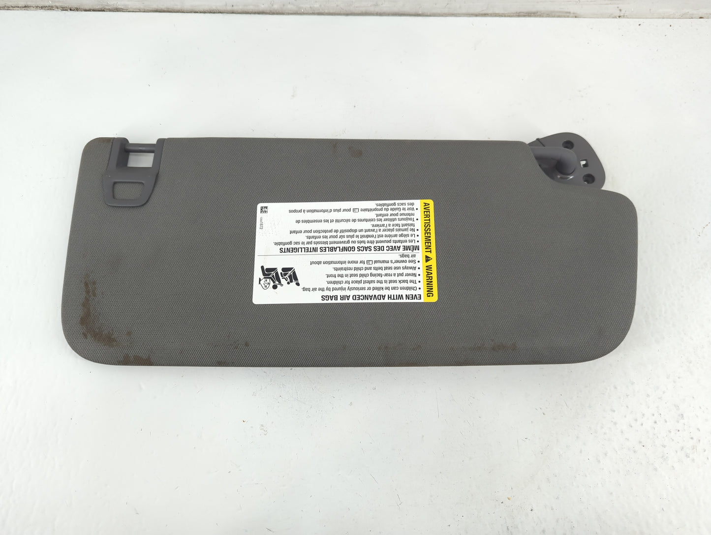 2019-2022 Chevrolet Silverado 1500 Sun Visor Shade Replacement Driver Left Mirror Fits Fits 2019 2020 2021 2022 OEM Used Auto Parts