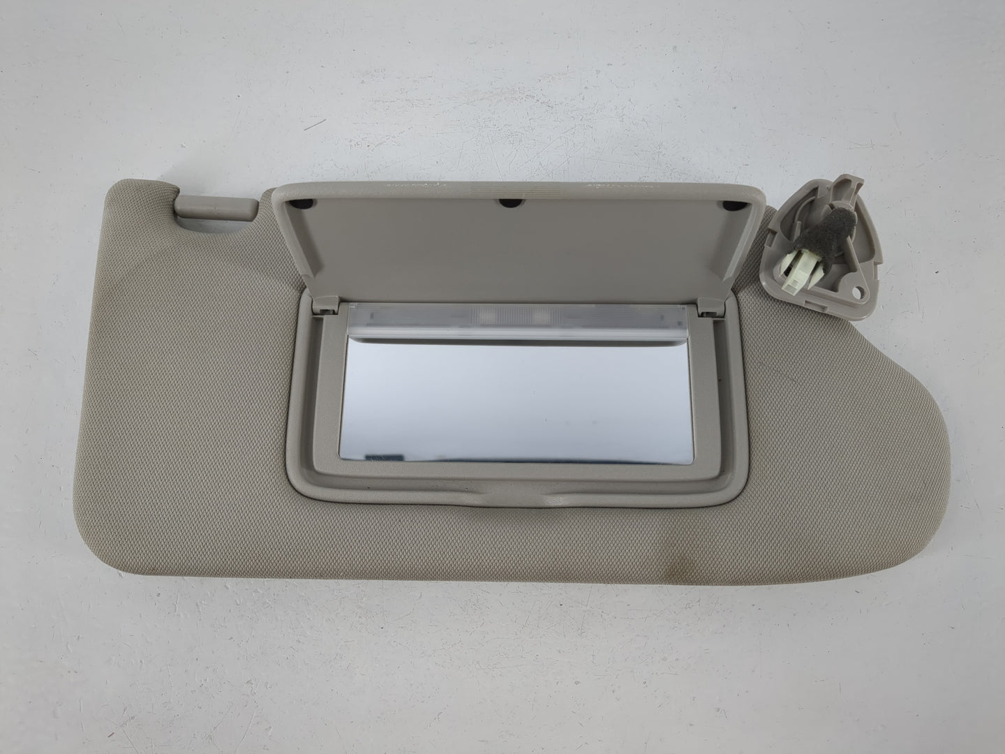 2018-2021 Nissan Maxima Sun Visor Shade Replacement Passenger Right Mirror Fits Fits 2018 2019 2020 2021 OEM Used Auto Parts - Oemusedautoparts1.com
