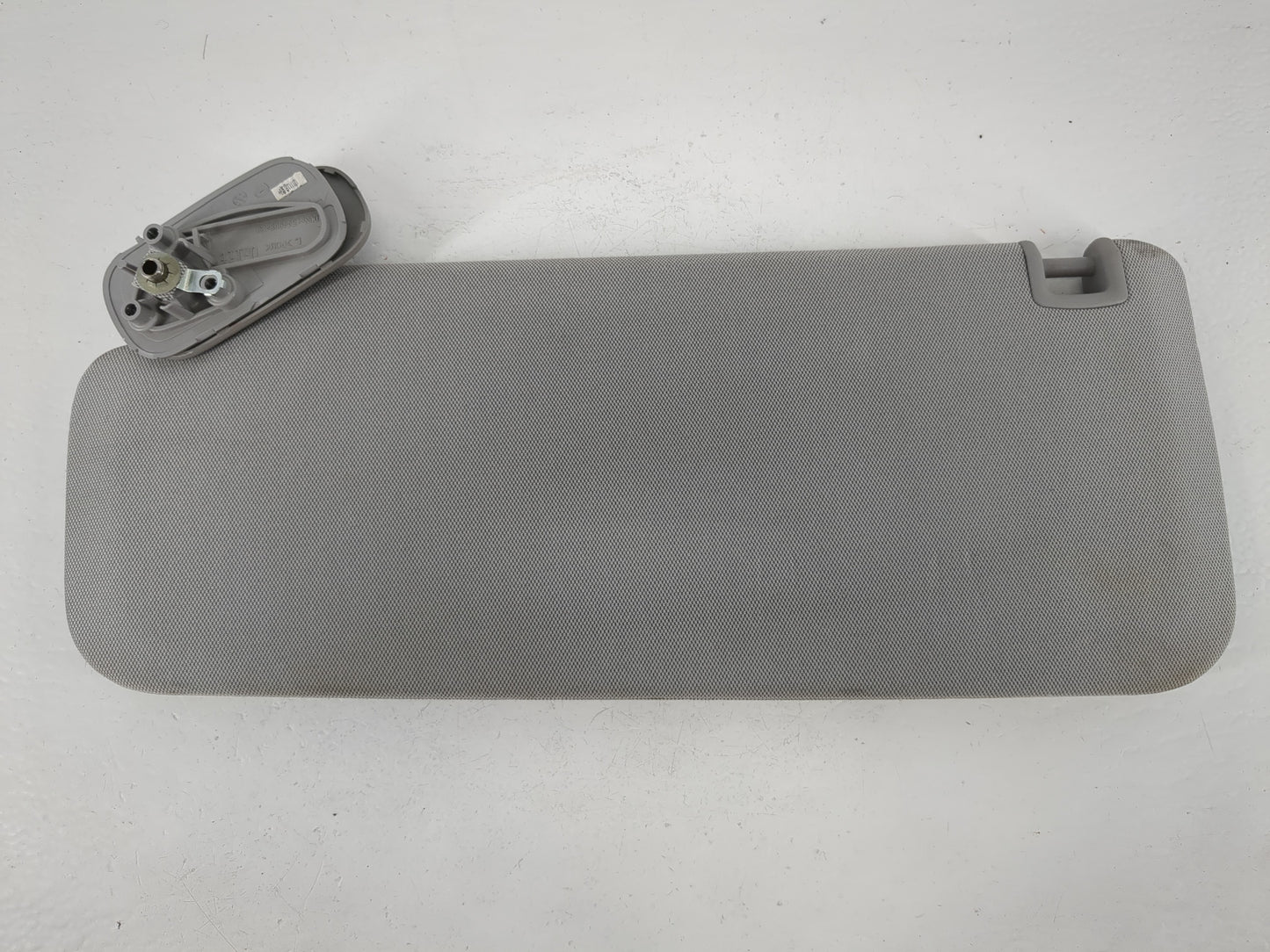 2014-2019 Chevrolet Silverado 1500 Sun Visor Shade Replacement Driver Left Mirror Fits Fits 2014 2015 2016 2017 2018 2019 OEM Used Auto Parts