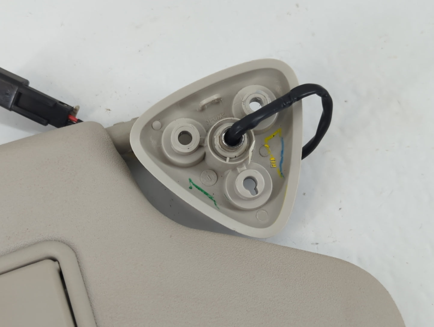 2010-2017 Chevrolet Equinox Sun Visor Shade Replacement Passenger Right Mirror Fits Fits 2010 2011 2012 2013 2014 2015 2016 2017 OEM Used Auto Parts