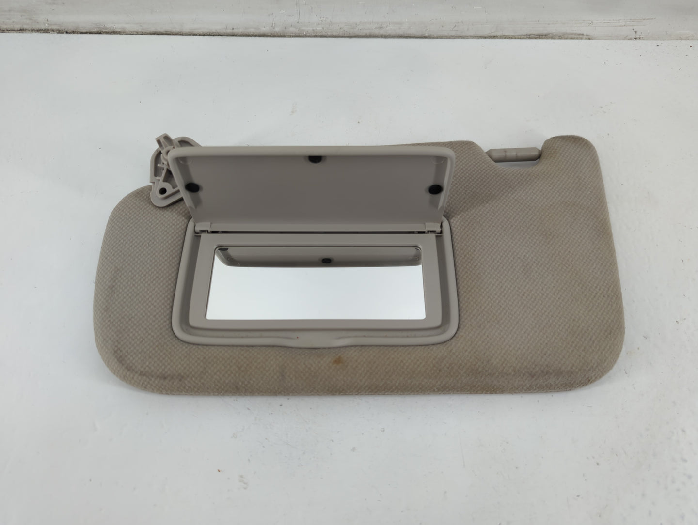 2013-2019 Nissan Sentra Sun Visor Shade Replacement Driver Left Mirror Fits Fits 2012 2013 2014 2015 2016 2017 2018 2019 OEM Used Auto Parts - Oemusedautoparts1.com