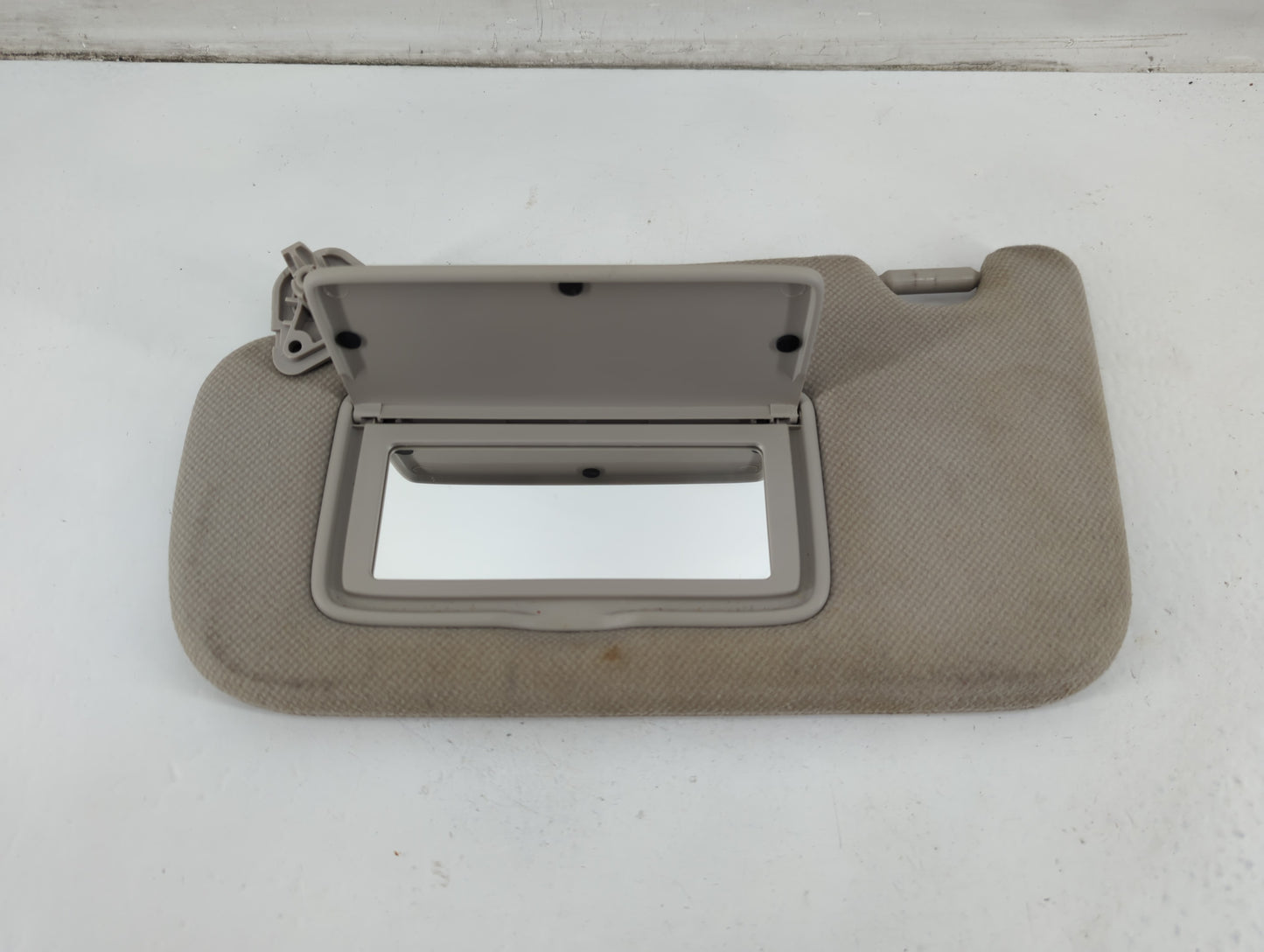 2013-2019 Nissan Sentra Sun Visor Shade Replacement Driver Left Mirror Fits Fits 2012 2013 2014 2015 2016 2017 2018 2019 OEM Used Auto Parts - Oemusedautoparts1.com