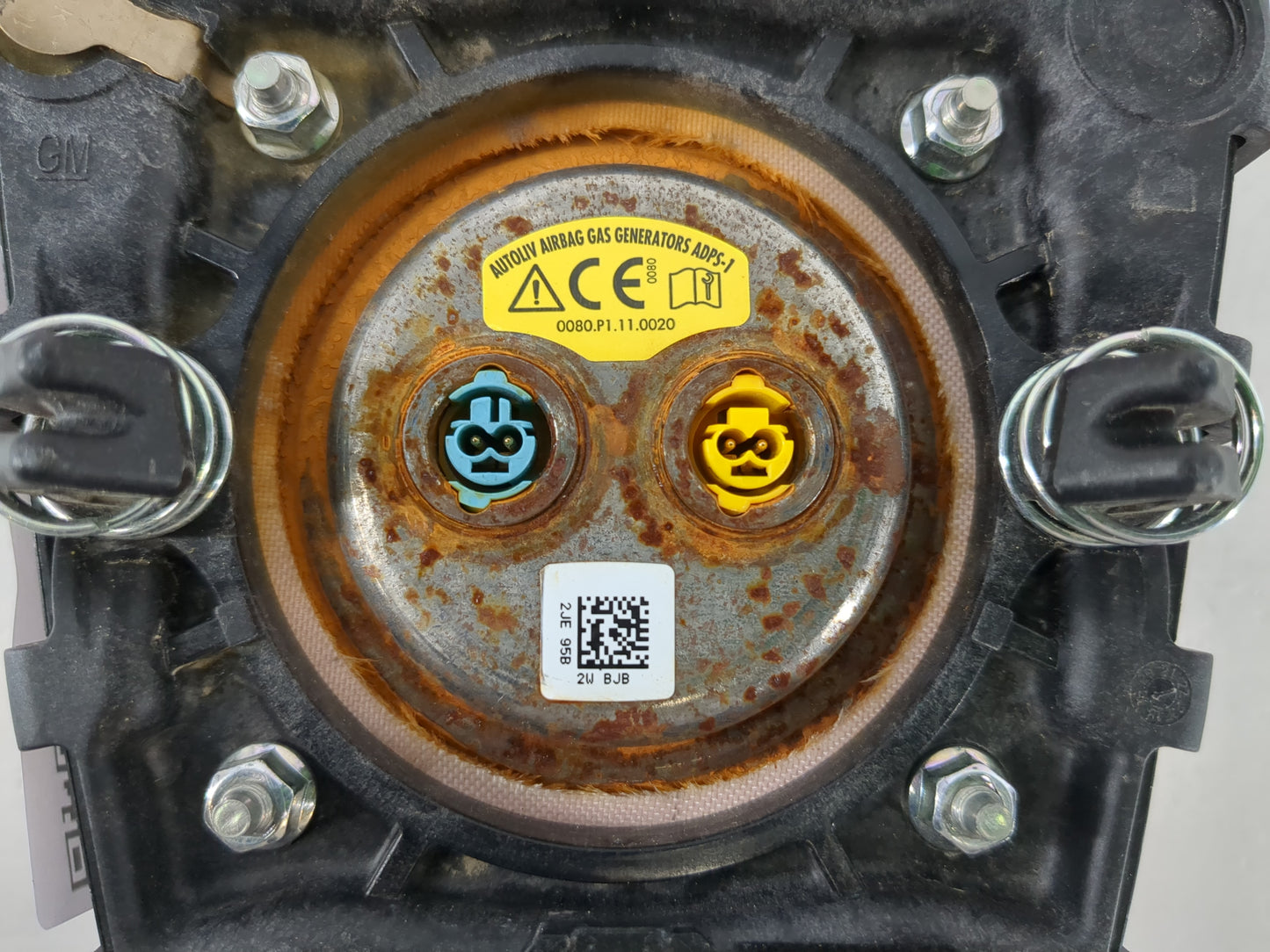 2013-2020 Buick Encore Air Bag Driver Left Steering Wheel Mounted P/N:42631342 Fits Fits 2013 2014 2015 2016 2017 2018 2019 2020 OEM Used Auto Parts