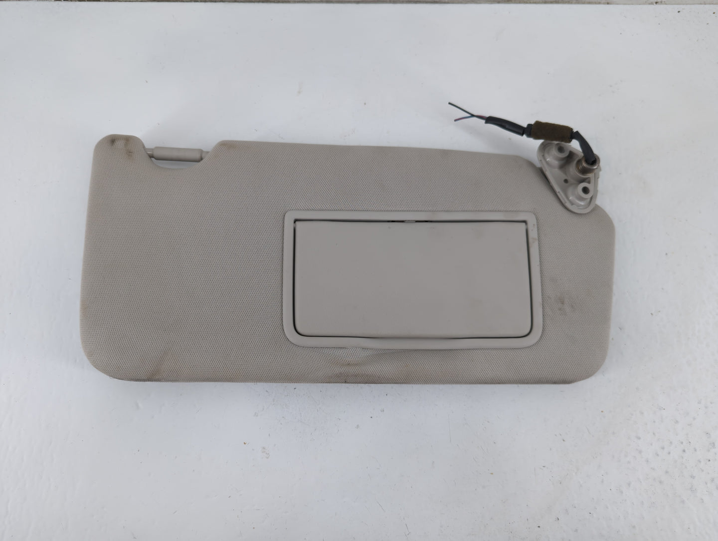 2010-2014 Subaru Legacy Sun Visor Shade Replacement Passenger Right Mirror Fits Fits 2010 2011 2012 2013 2014 OEM Used Auto Parts - Oemusedautoparts1.com
