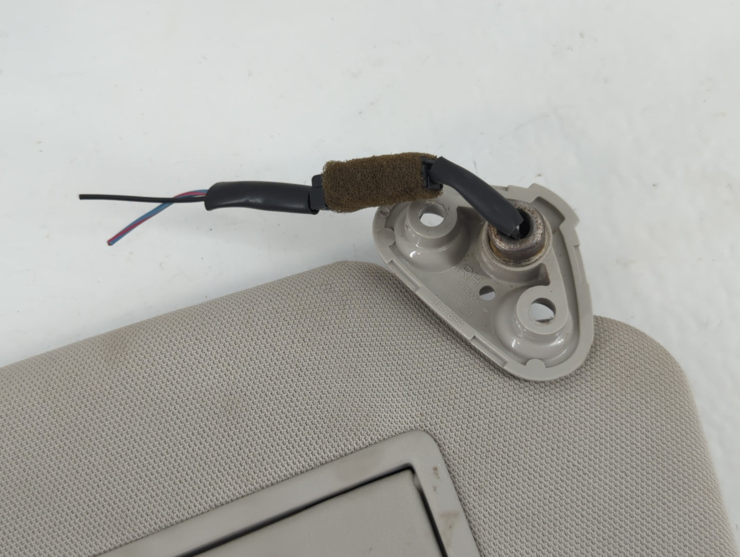 2010-2014 Subaru Legacy Sun Visor Shade Replacement Passenger Right Mirror Fits Fits 2010 2011 2012 2013 2014 OEM Used Auto Parts - Oemusedautoparts1.com