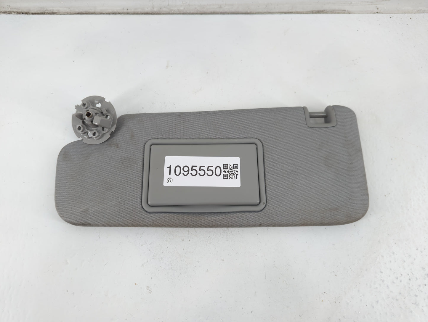 2016-2021 Chevrolet Malibu Sun Visor Shade Replacement Passenger Right Mirror Fits Fits 2016 2017 2018 2019 2020 2021 OEM Used Auto Parts