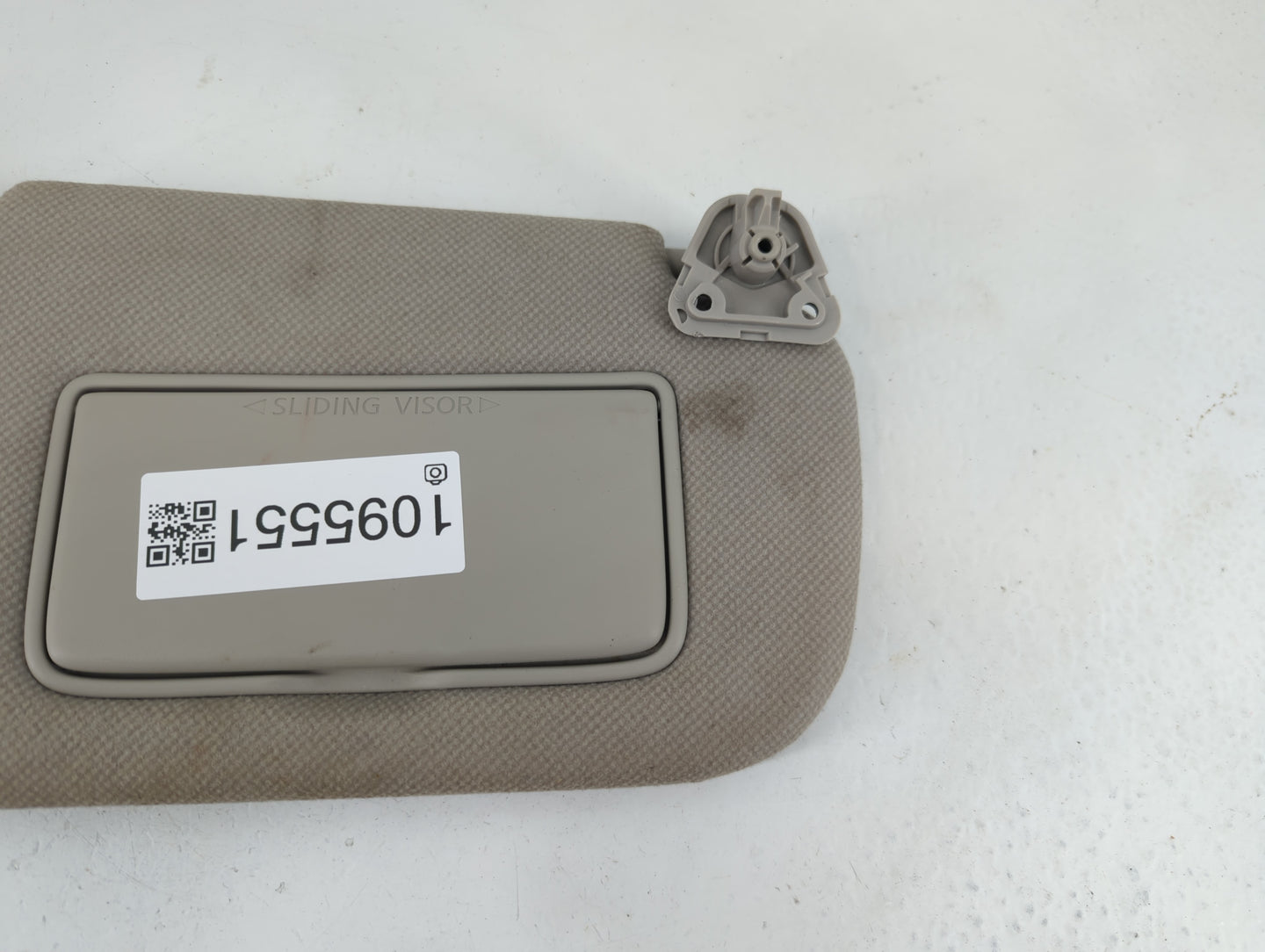 2013-2019 Nissan Sentra Sun Visor Shade Replacement Passenger Right Mirror Fits Fits 2012 2013 2014 2015 2016 2017 2018 2019 OEM Used Auto Parts - Oemusedautoparts1.com