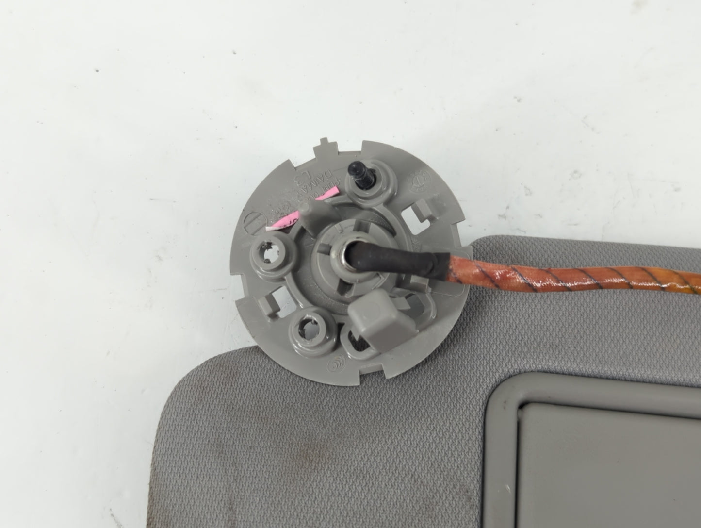 2016-2021 Chevrolet Malibu Sun Visor Shade Replacement Driver Left Mirror Fits Fits 2016 2017 2018 2019 2020 2021 OEM Used Auto Parts