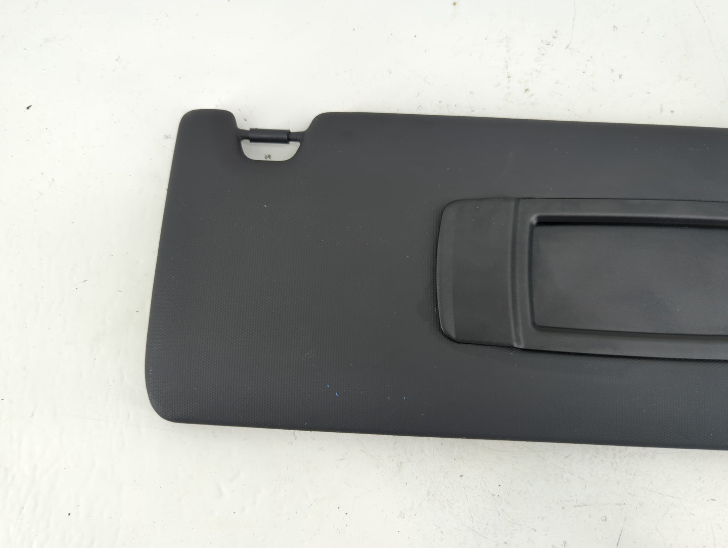 2019-2021 Bmw 330i Sun Visor Shade Replacement Passenger Right Mirror Fits Fits 2019 2020 2021 OEM Used Auto Parts - Oemusedautoparts1.com
