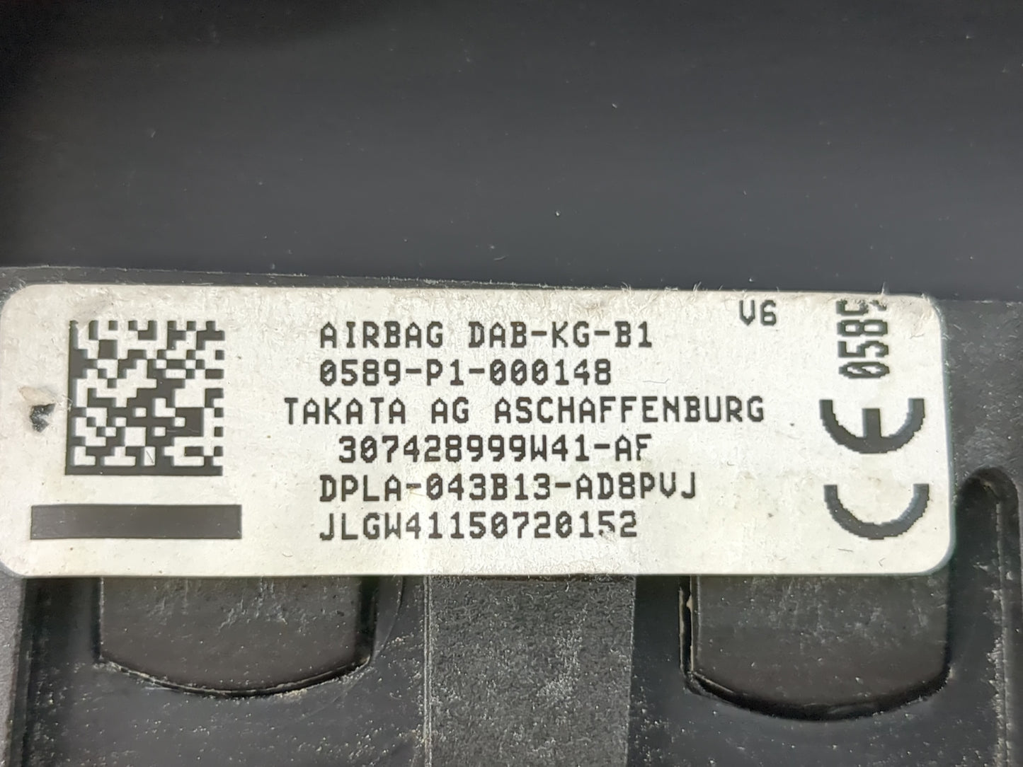 2014-2017 Land Rover Range Rover Sport Air Bag Driver Left Steering Wheel Mounted P/N:307428999W41-AF Fits OEM Used Auto Parts - Oemusedautoparts1.com