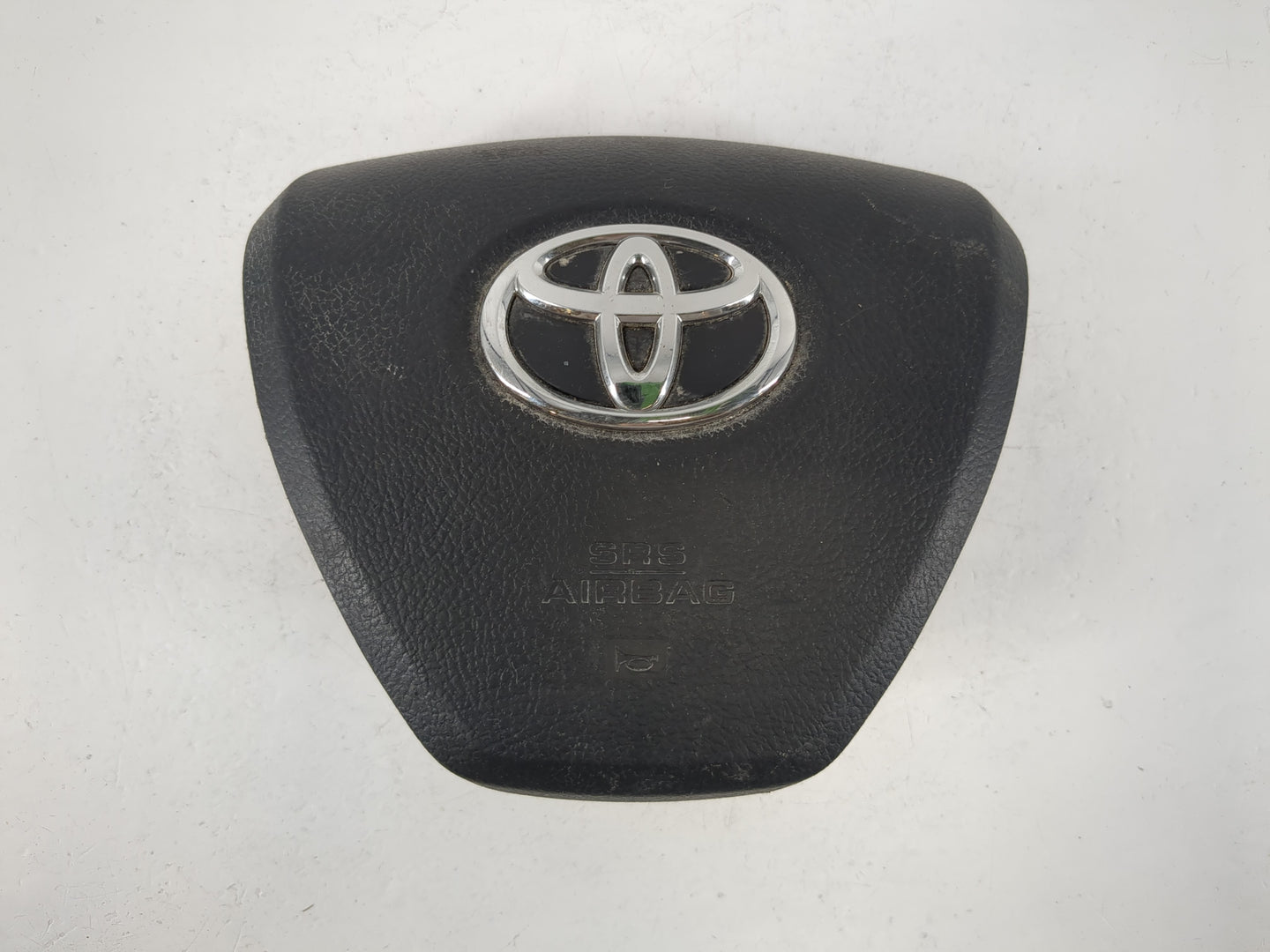 2013-2016 Toyota Venza Air Bag Driver Left Steering Wheel Mounted Fits Fits 2012 2013 2014 2015 2016 OEM Used Auto Parts - Oemusedautoparts1.com