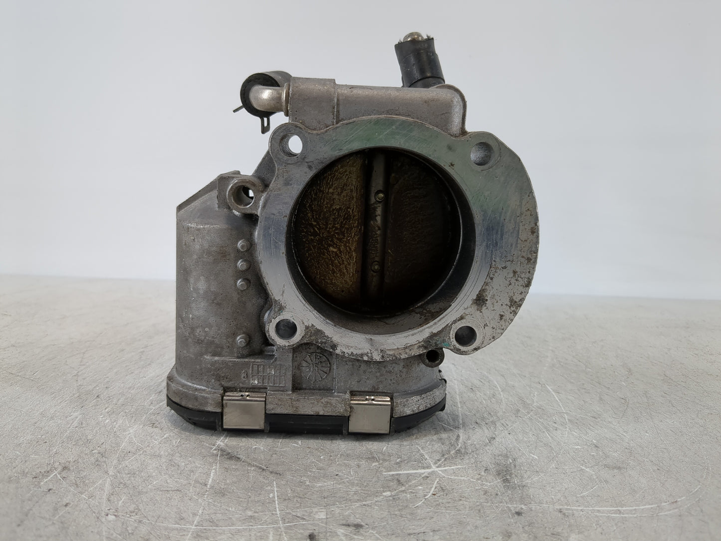 2011-2015 Kia Optima Throttle Body P/N:35100-2G700 Fits Fits 2011 2012 2013 2014 2015 2016 OEM Used Auto Parts - Oemusedautoparts1.com