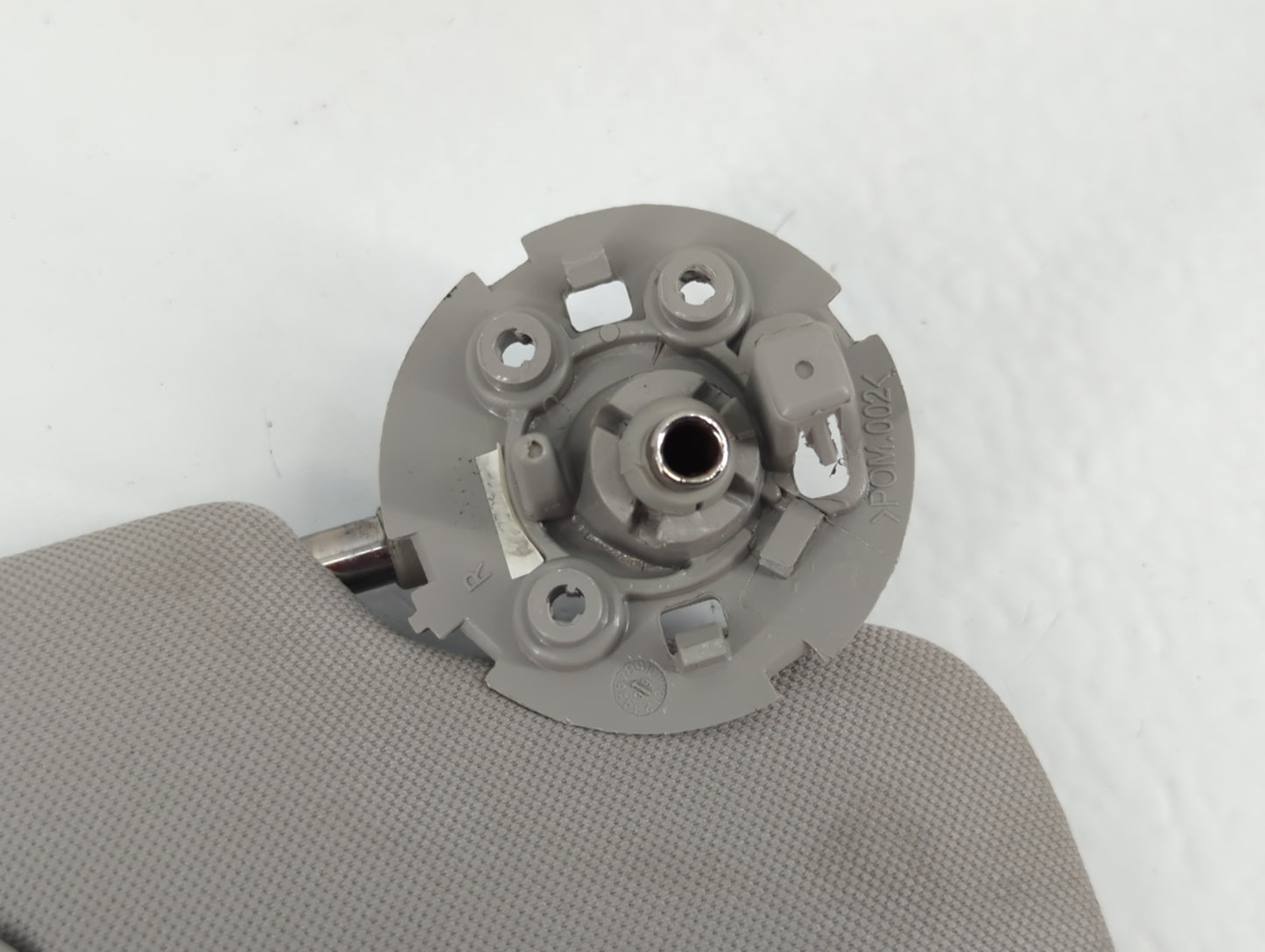 2004-2012 Chevrolet Malibu Sun Visor Shade Replacement Passenger Right Mirror Fits Fits 2004 2005 2008 2009 2010 2011 2012 OEM Used Auto Parts