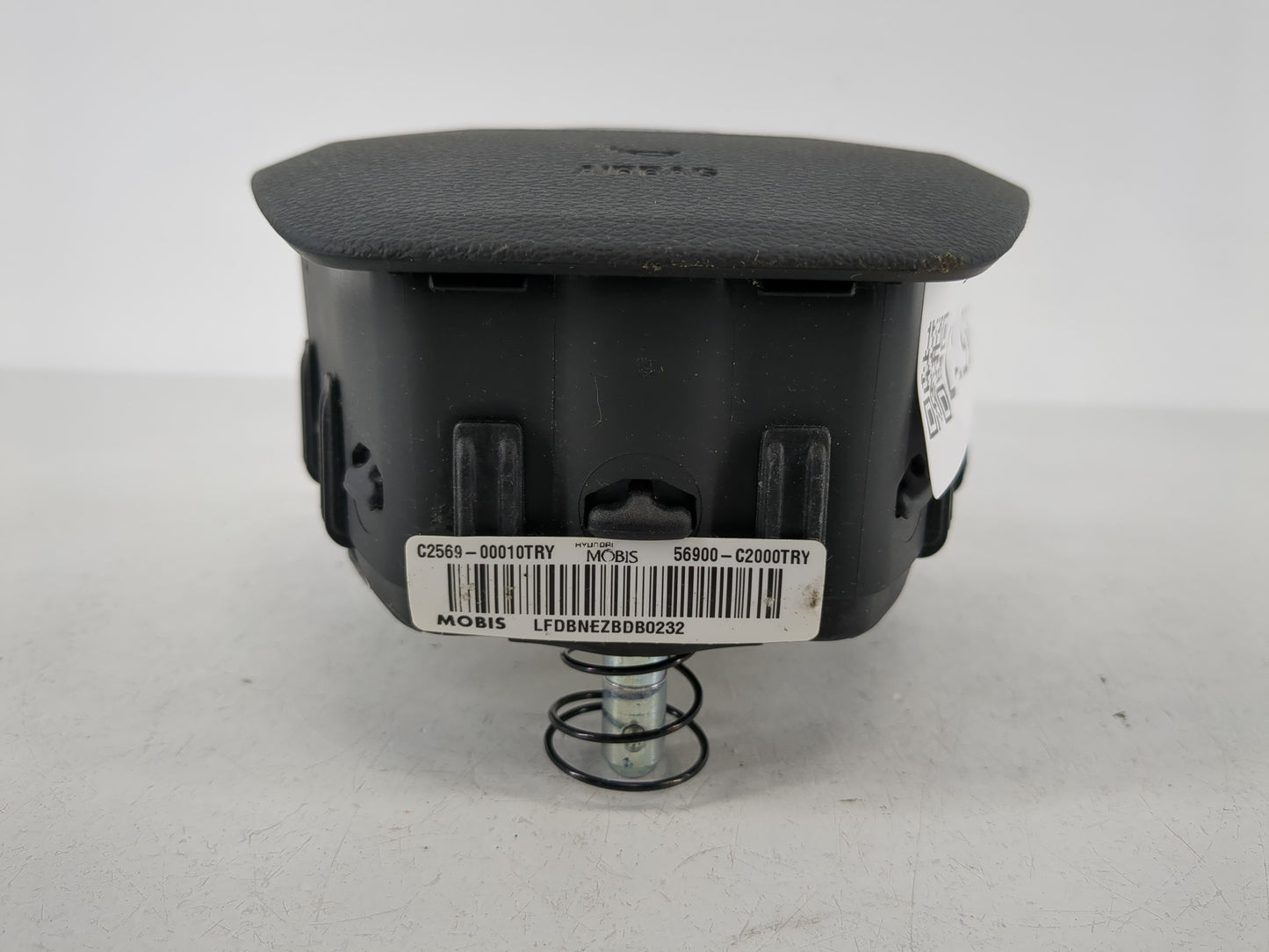 2015-2017 Hyundai Sonata Air Bag Driver Left Steering Wheel Mounted P/N:56900-C2000TRY Fits Fits 2015 2016 2017 OEM Used Auto Parts - Oemusedautoparts1.com