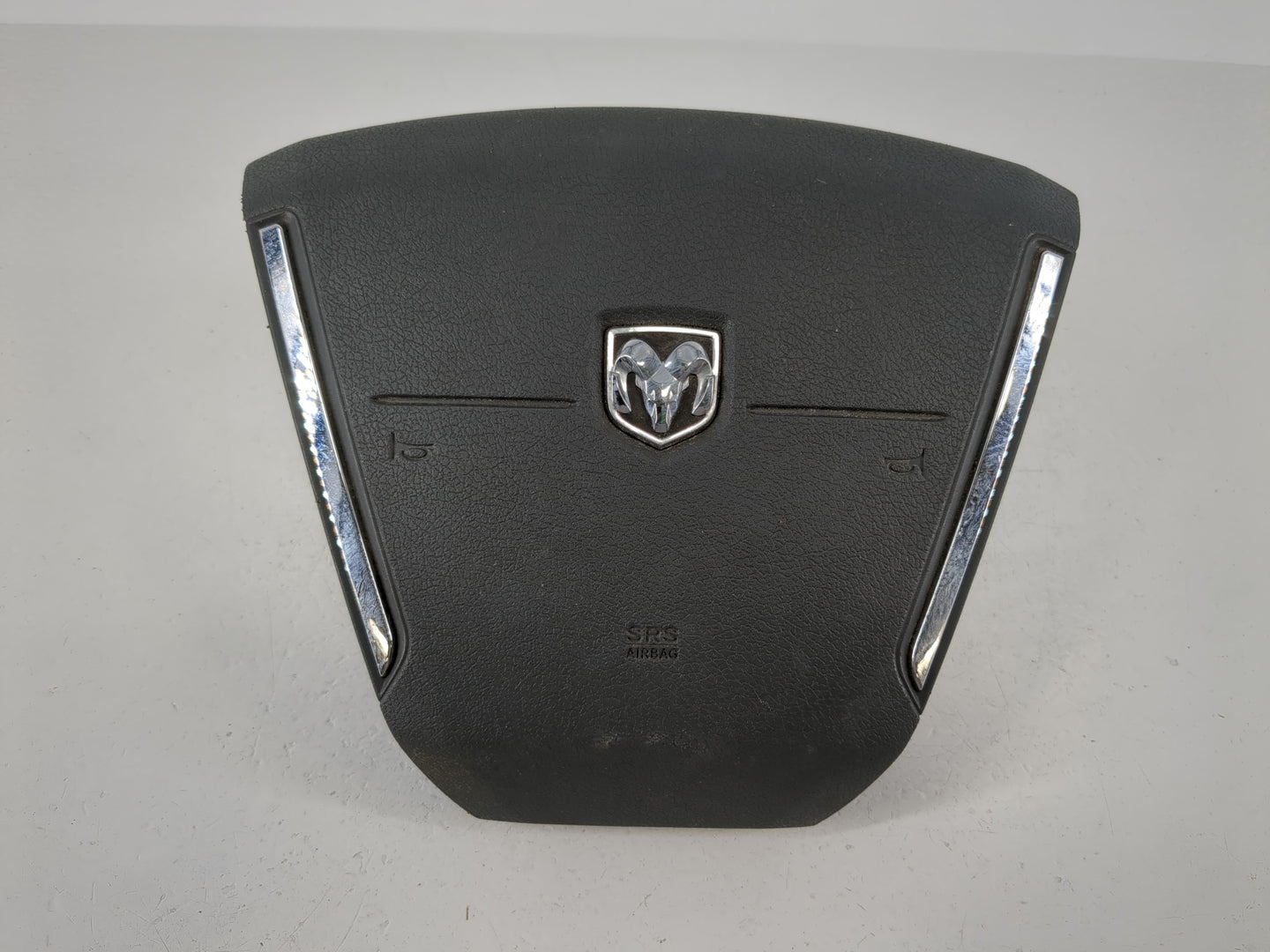 2008-2009 Dodge Avenger Air Bag Driver Left Steering Wheel Mounted Fits Fits 2008 2009 OEM Used Auto Parts - Oemusedautoparts1.com