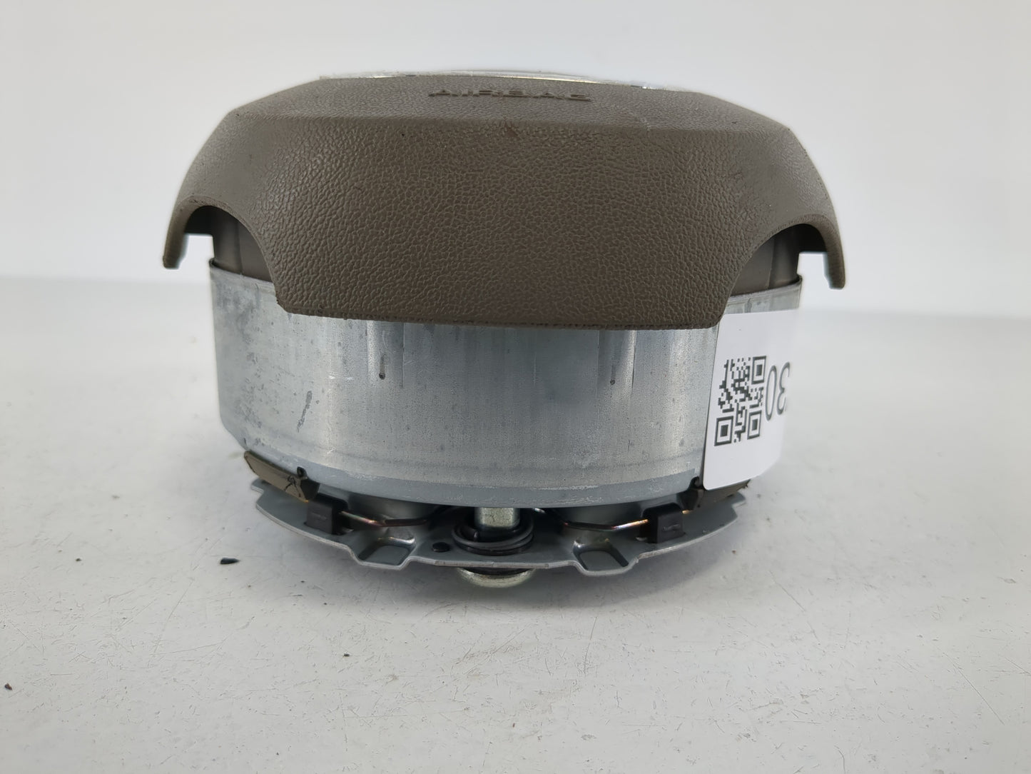 2007-2009 Audi A4 Air Bag Driver Left Steering Wheel Mounted P/N:8K0 880 201 A Fits Fits 2007 2008 2009 OEM Used Auto Parts - Oemusedautoparts1.com