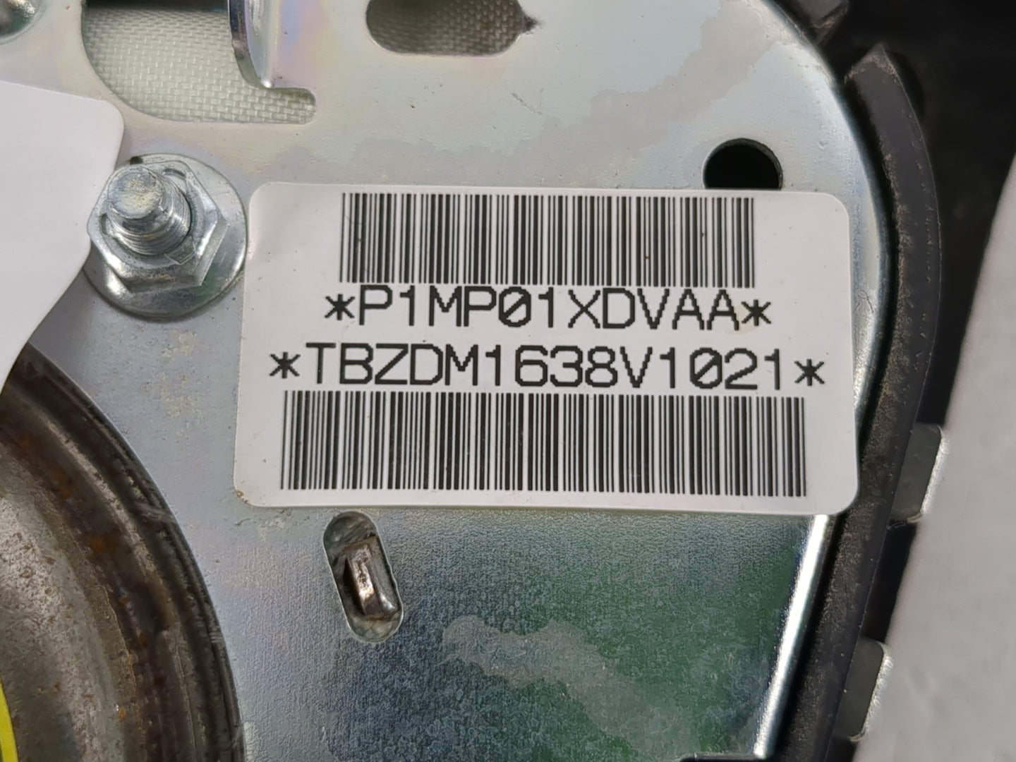 2009 Dodge Journey Air Bag Driver Left Steering Wheel Mounted Fits OEM Used Auto Parts - Oemusedautoparts1.com