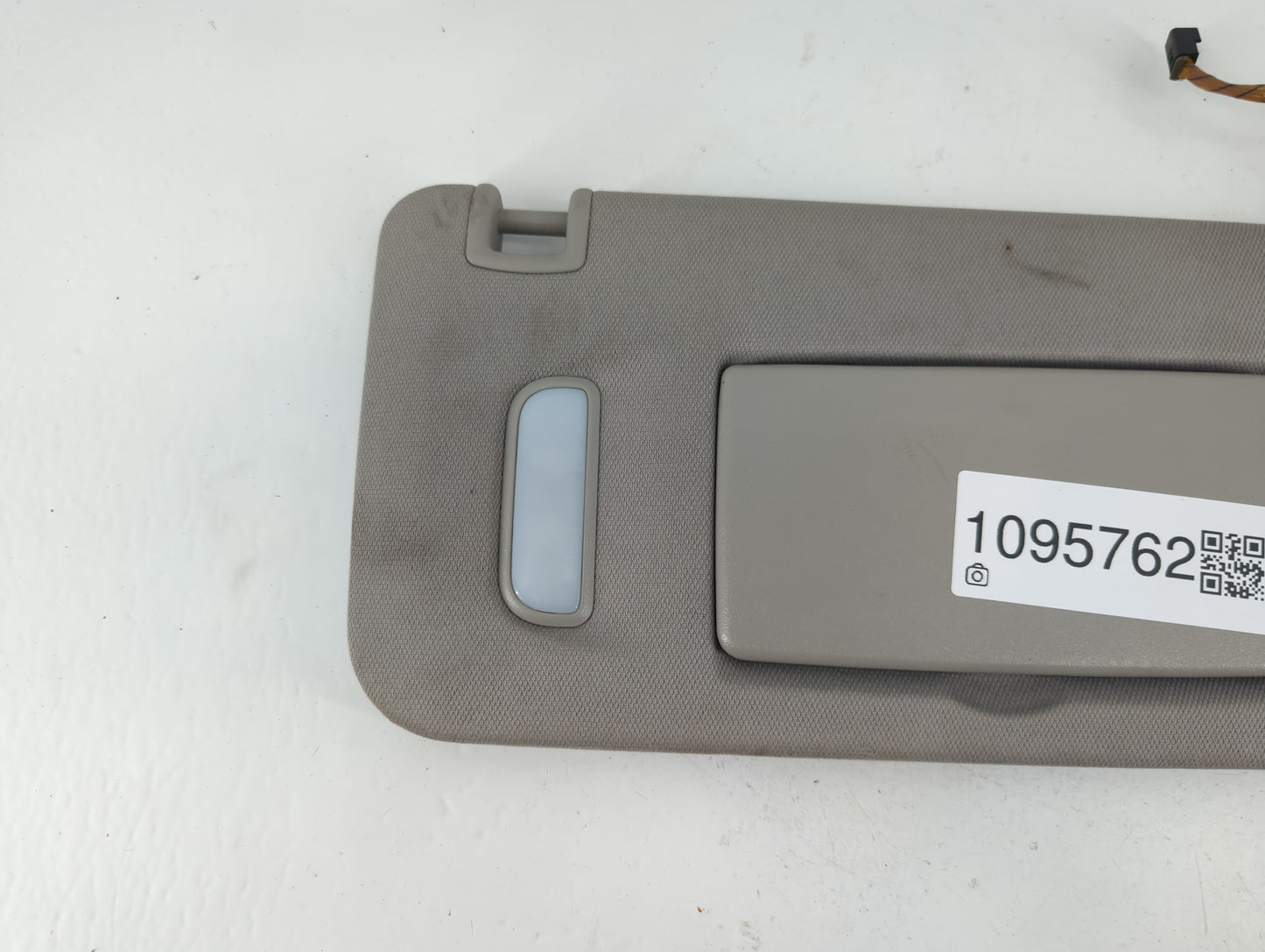 2010-2017 Chevrolet Equinox Sun Visor Shade Replacement Passenger Right Mirror Fits Fits 2010 2011 2012 2013 2014 2015 2016 2017 OEM Used Auto Parts