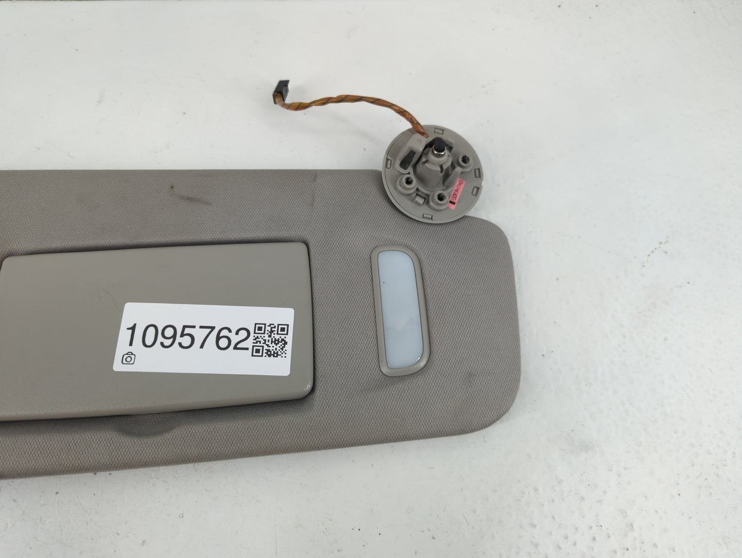 2010-2017 Chevrolet Equinox Sun Visor Shade Replacement Passenger Right Mirror Fits Fits 2010 2011 2012 2013 2014 2015 2016 2017 OEM Used Auto Parts