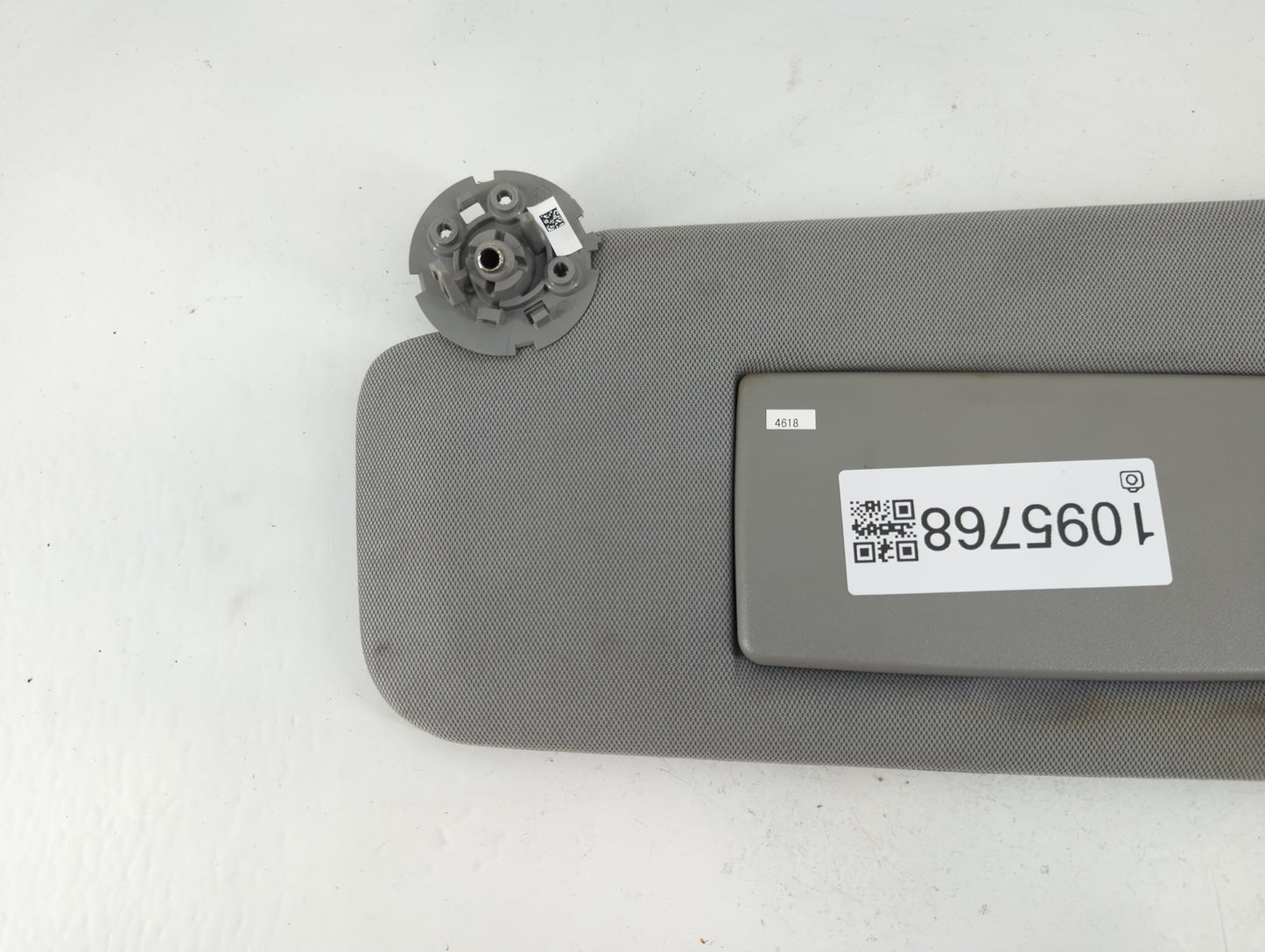 2017-2021 Chevrolet Trax Sun Visor Shade Replacement Driver Left Mirror Fits Fits 2017 2018 2019 2020 2021 OEM Used Auto Parts