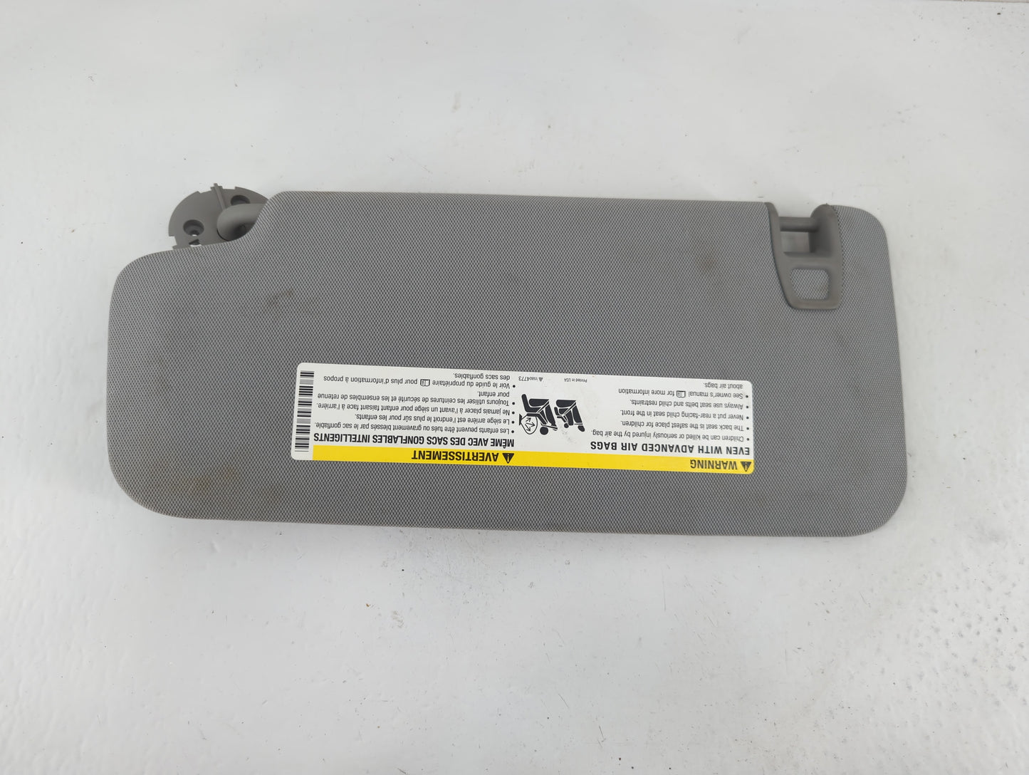 2017-2021 Chevrolet Trax Sun Visor Shade Replacement Passenger Right Mirror Fits Fits 2017 2018 2019 2020 2021 OEM Used Auto Parts