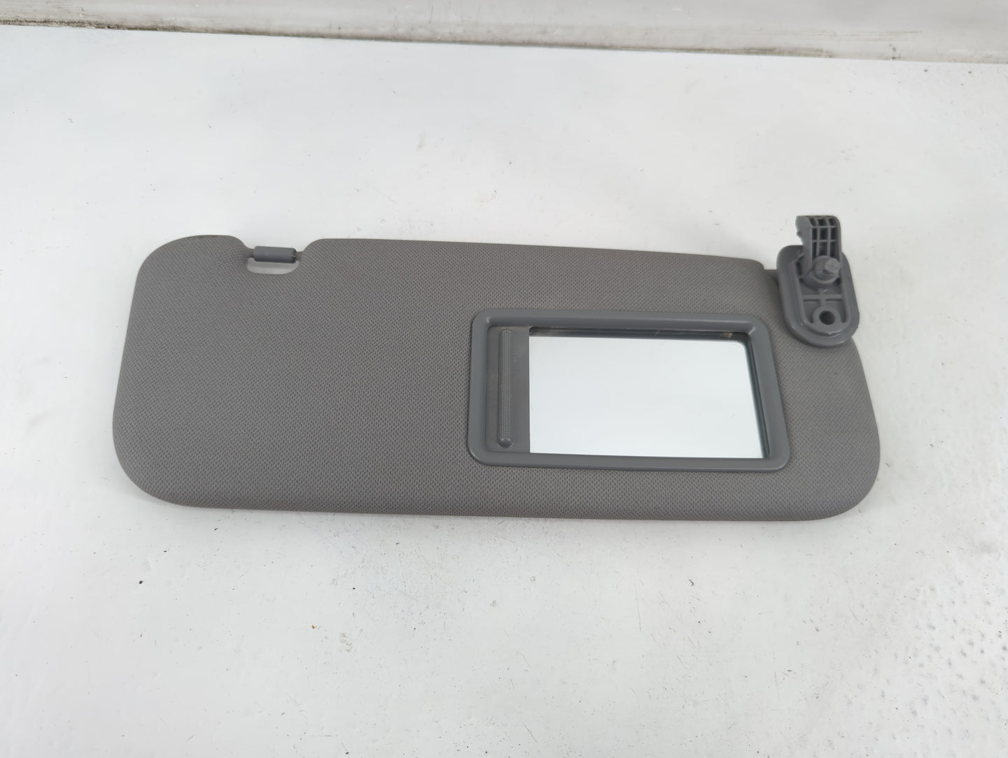 2014-2017 Hyundai Accent Sun Visor Shade Replacement Passenger Right Mirror Fits Fits 2014 2015 2016 2017 OEM Used Auto Parts - Oemusedautoparts1.com