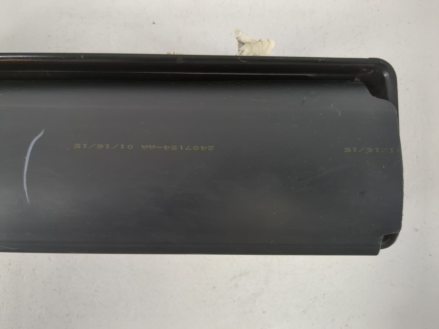 2014-2018 Jeep Cherokee Air Bag Driver Left Knee OEM P/N:P68102343AE Fits Fits 2014 2015 2016 2017 2018 OEM Used Auto Parts - Oemusedautoparts1.com
