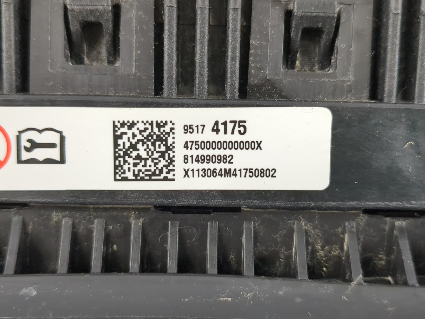 2012-2019 Chevrolet Sonic Air Bag Driver Left Knee OEM P/N:95174175 Fits Fits 2012 2013 2014 2015 2016 2017 2018 2019 OEM Used Auto Parts - Oemusedautoparts1.com