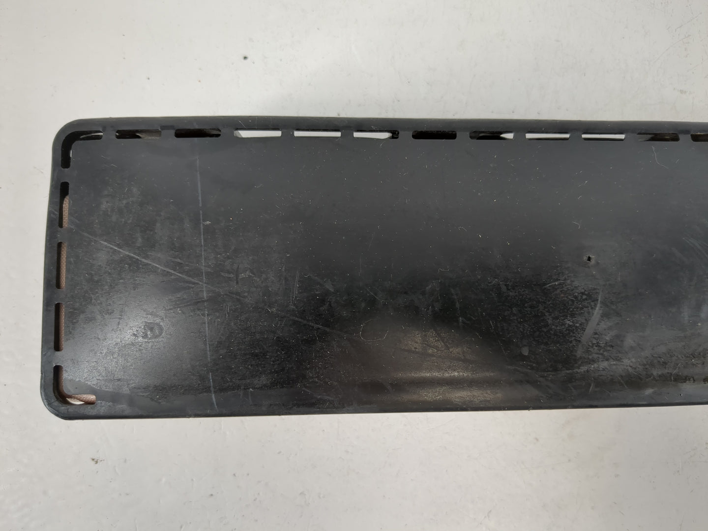 2014-2016 Chrysler Town & Country Air Bag Driver Left Knee OEM P/N:P05057771AF Fits Fits 2014 2015 2016 2017 2018 OEM Used Auto Parts - Oemusedautoparts1.com
