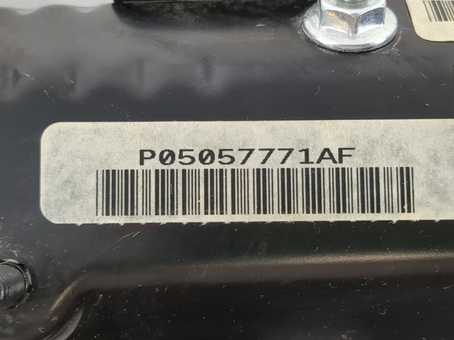 2014-2016 Chrysler Town & Country Air Bag Driver Left Knee OEM P/N:P05057771AF Fits Fits 2014 2015 2016 2017 2018 OEM Used Auto Parts - Oemusedautoparts1.com