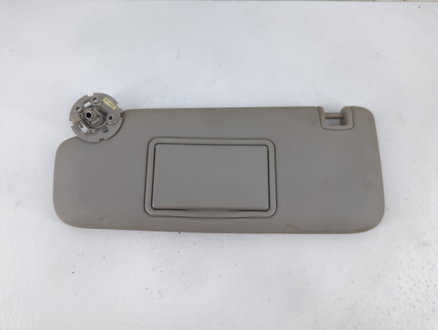 2011-2016 Chevrolet Cruze Sun Visor Shade Replacement Driver Left Mirror Fits Fits 2011 2012 2013 2014 2015 2016 OEM Used Auto Parts