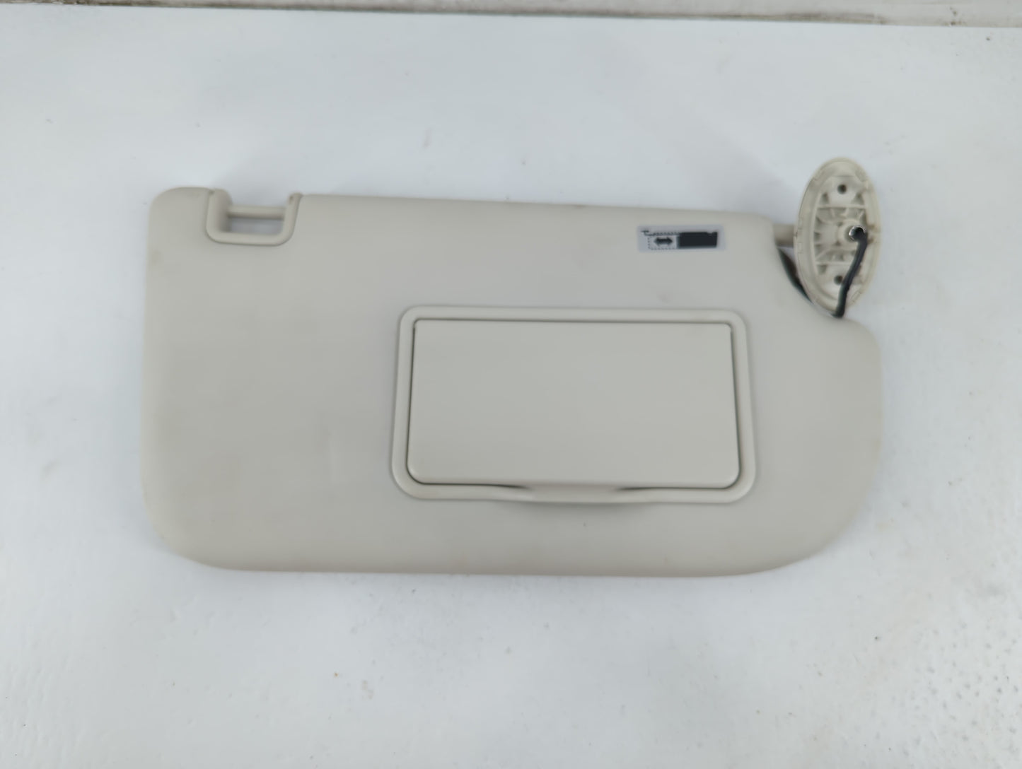 2013-2019 Ford Escape Sun Visor Shade Replacement Passenger Right Mirror Fits Fits 2013 2014 2015 2016 2017 2018 2019 OEM Used Auto Parts - Oemusedautoparts1.com