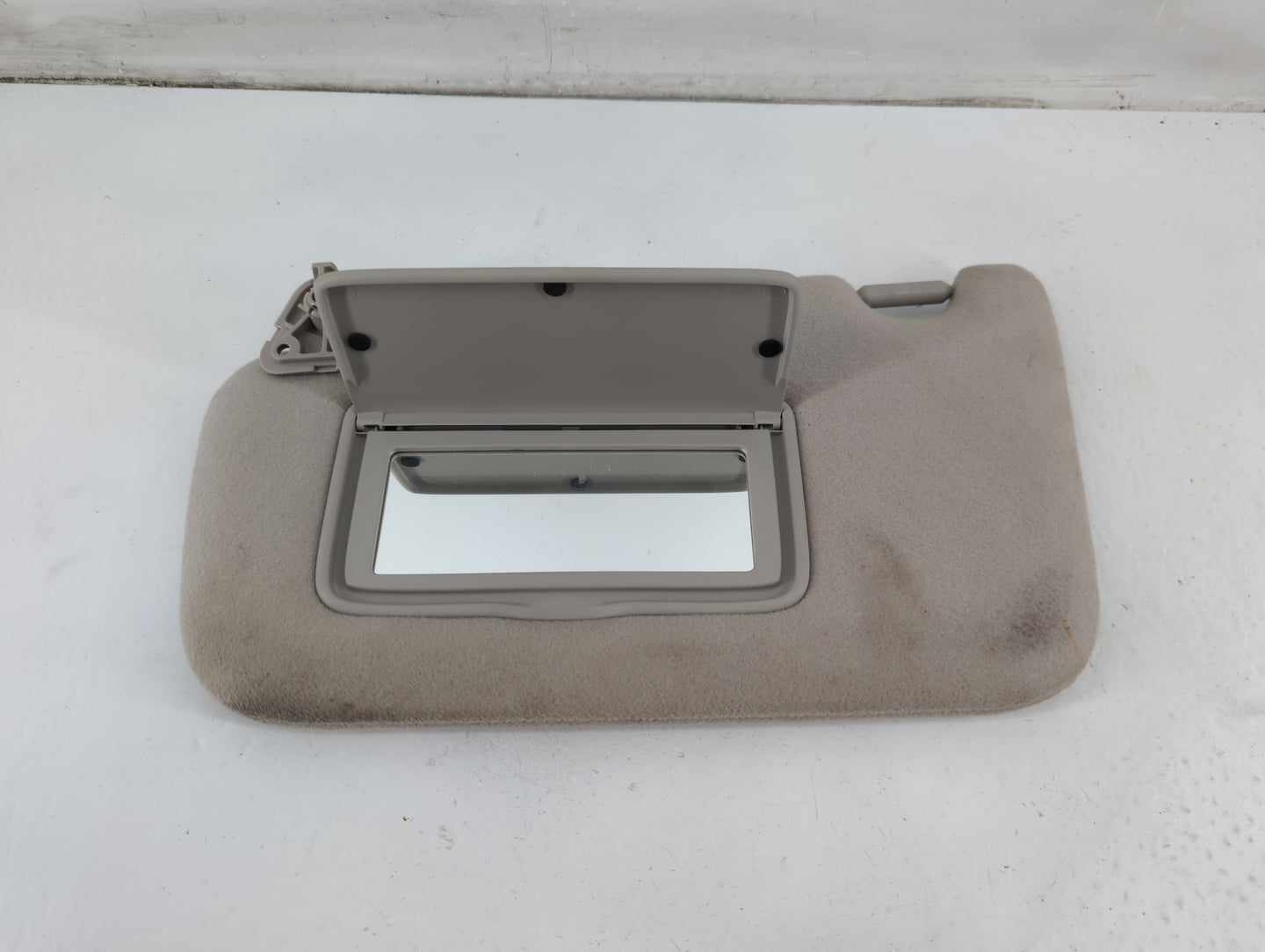 2013-2019 Nissan Sentra Sun Visor Shade Replacement Driver Left Mirror Fits Fits 2012 2013 2014 2015 2016 2017 2018 2019 OEM Used Auto Parts - Oemusedautoparts1.com
