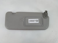 2018-2020 Kia Rio Sun Visor Shade Replacement Passenger Right Mirror Fits Fits 2018 2019 2020 2021 2022 OEM Used Auto Parts