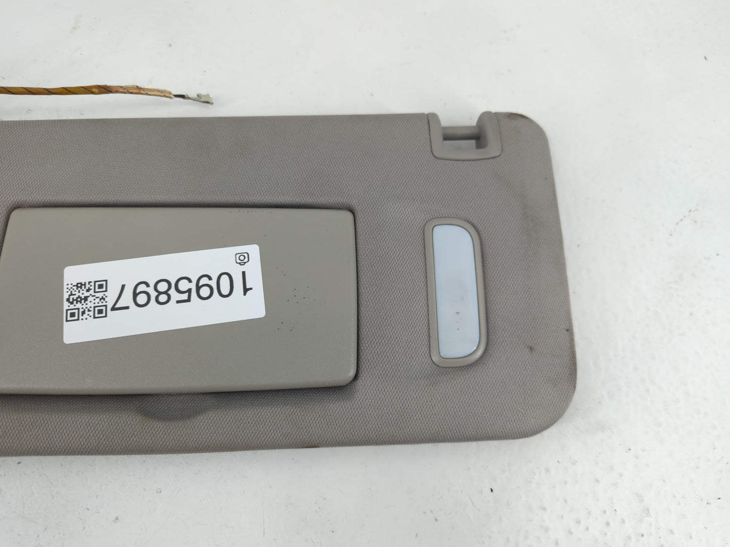 2010-2017 Chevrolet Equinox Sun Visor Shade Replacement Driver Left Mirror Fits Fits 2010 2011 2012 2013 2014 2015 2016 2017 OEM Used Auto Parts