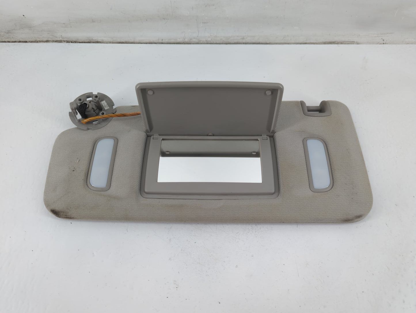 2010-2017 Chevrolet Equinox Sun Visor Shade Replacement Driver Left Mirror Fits Fits 2010 2011 2012 2013 2014 2015 2016 2017 OEM Used Auto Parts