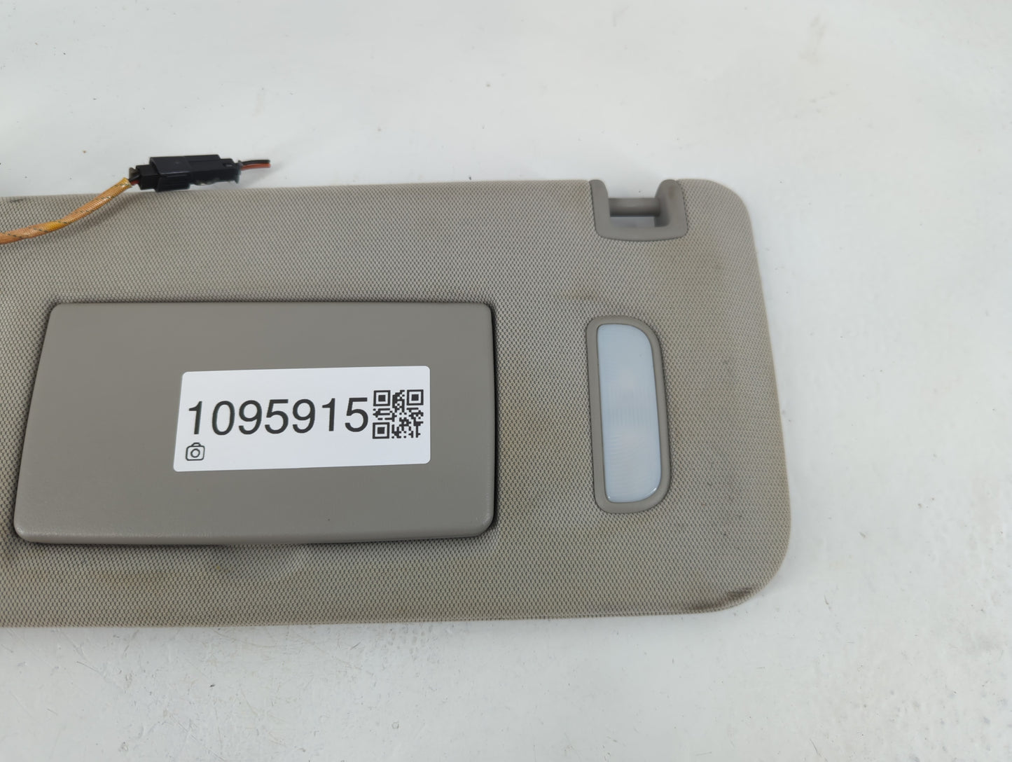 2010-2017 Chevrolet Equinox Sun Visor Shade Replacement Driver Left Mirror Fits Fits 2010 2011 2012 2013 2014 2015 2016 2017 OEM Used Auto Parts