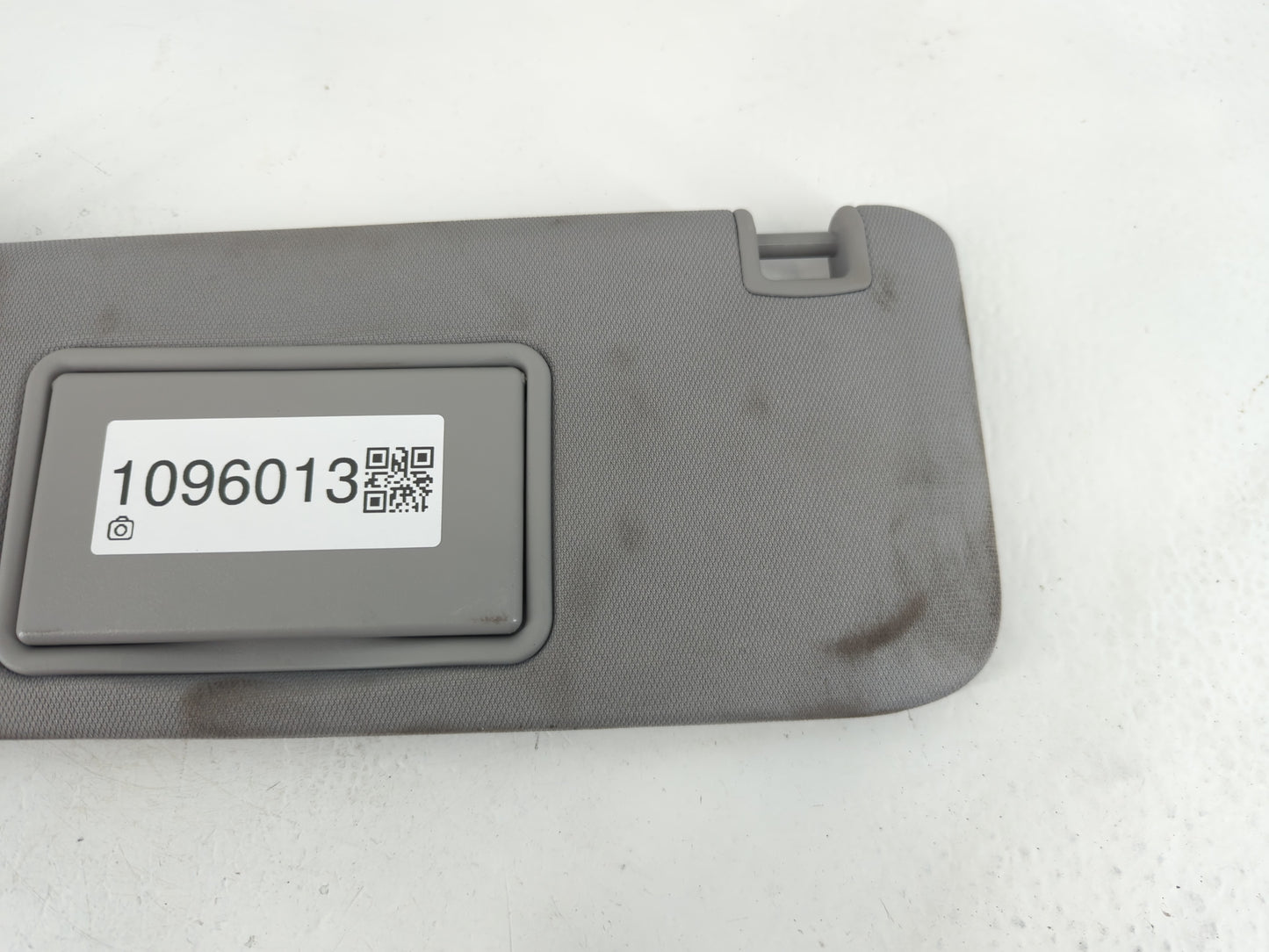 2016-2021 Chevrolet Malibu Sun Visor Shade Replacement Driver Left Mirror Fits Fits 2016 2017 2018 2019 2020 2021 OEM Used Auto Parts