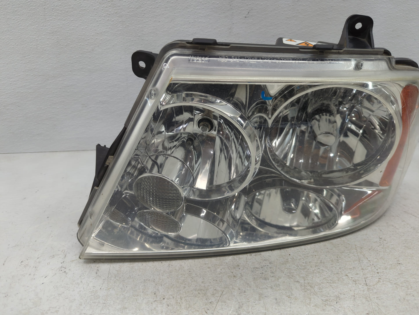 2003-2006 Lincoln Navigator Driver Left Oem Head Light Headlight Lamp
