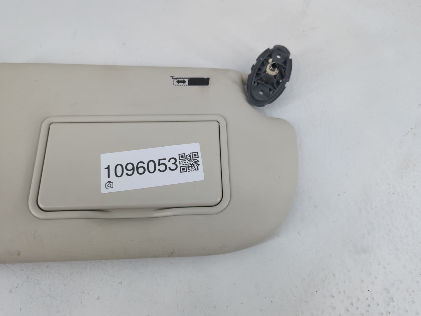 2013-2019 Ford Escape Sun Visor Shade Replacement Passenger Right Mirror Fits Fits 2013 2014 2015 2016 2017 2018 2019 OEM Used Auto Parts