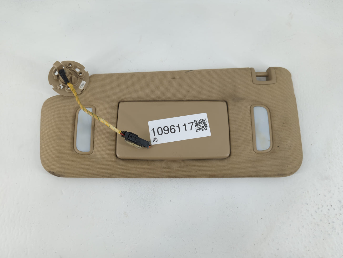 2008-2017 Buick Enclave Sun Visor Shade Replacement Driver Left Mirror Fits OEM Used Auto Parts - Oemusedautoparts1.com