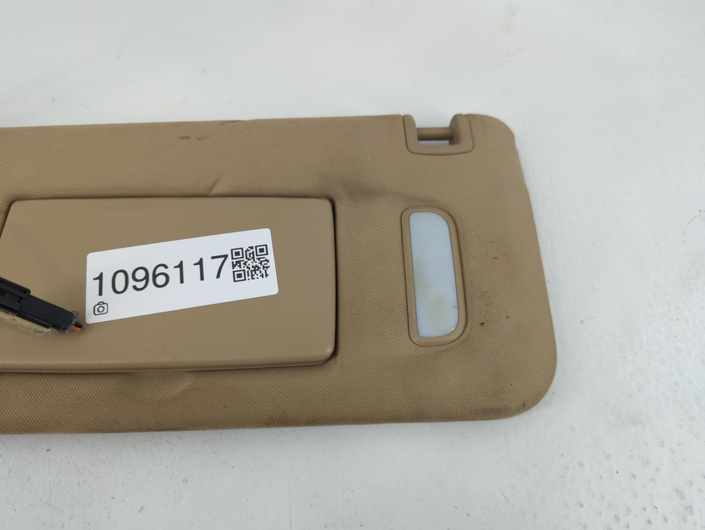 2008-2017 Buick Enclave Sun Visor Shade Replacement Driver Left Mirror Fits OEM Used Auto Parts - Oemusedautoparts1.com