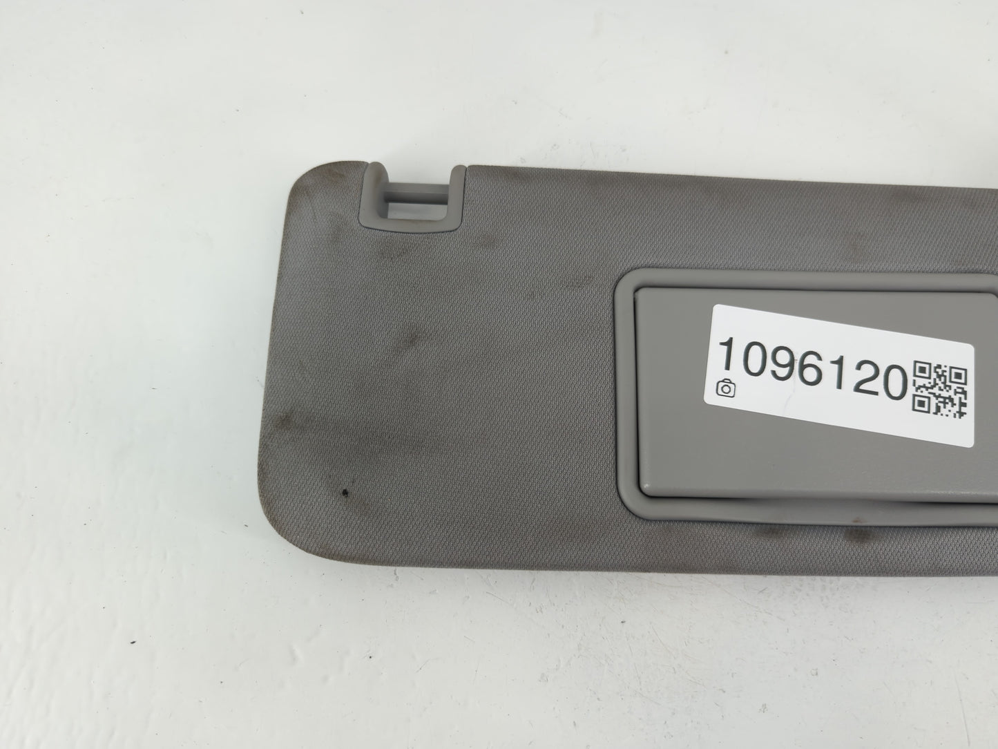 2016-2021 Chevrolet Malibu Sun Visor Shade Replacement Passenger Right Mirror Fits Fits 2016 2017 2018 2019 2020 2021 OEM Used Auto Parts