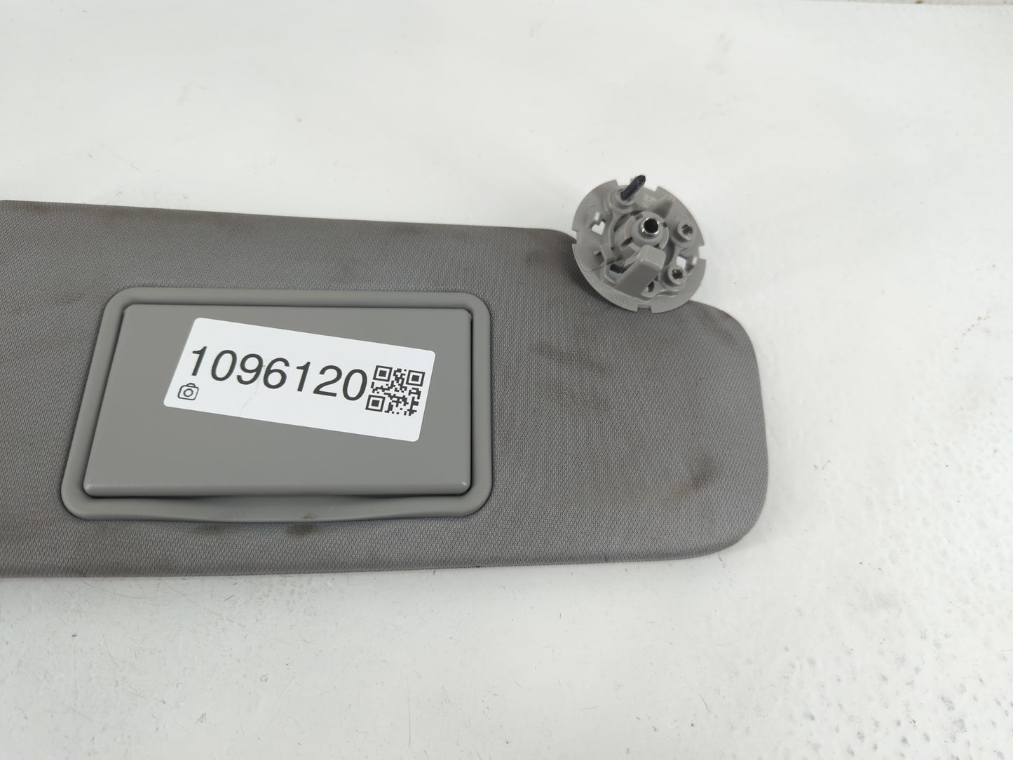 2016-2021 Chevrolet Malibu Sun Visor Shade Replacement Passenger Right Mirror Fits Fits 2016 2017 2018 2019 2020 2021 OEM Used Auto Parts