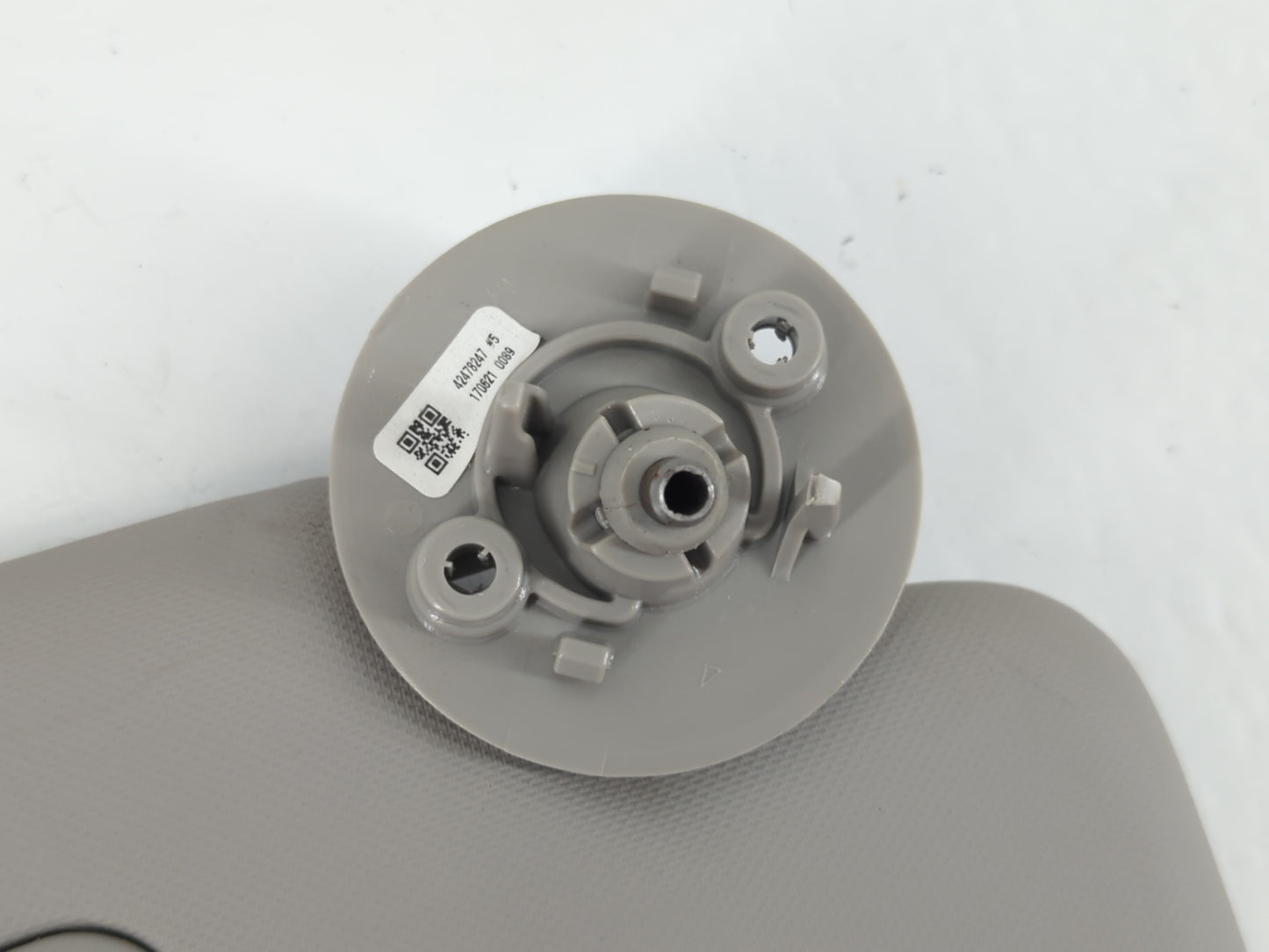 2012-2019 Chevrolet Sonic Sun Visor Shade Replacement Passenger Right Mirror Fits Fits 2012 2013 2014 2015 2016 2017 2018 2019 OEM Used Auto Parts