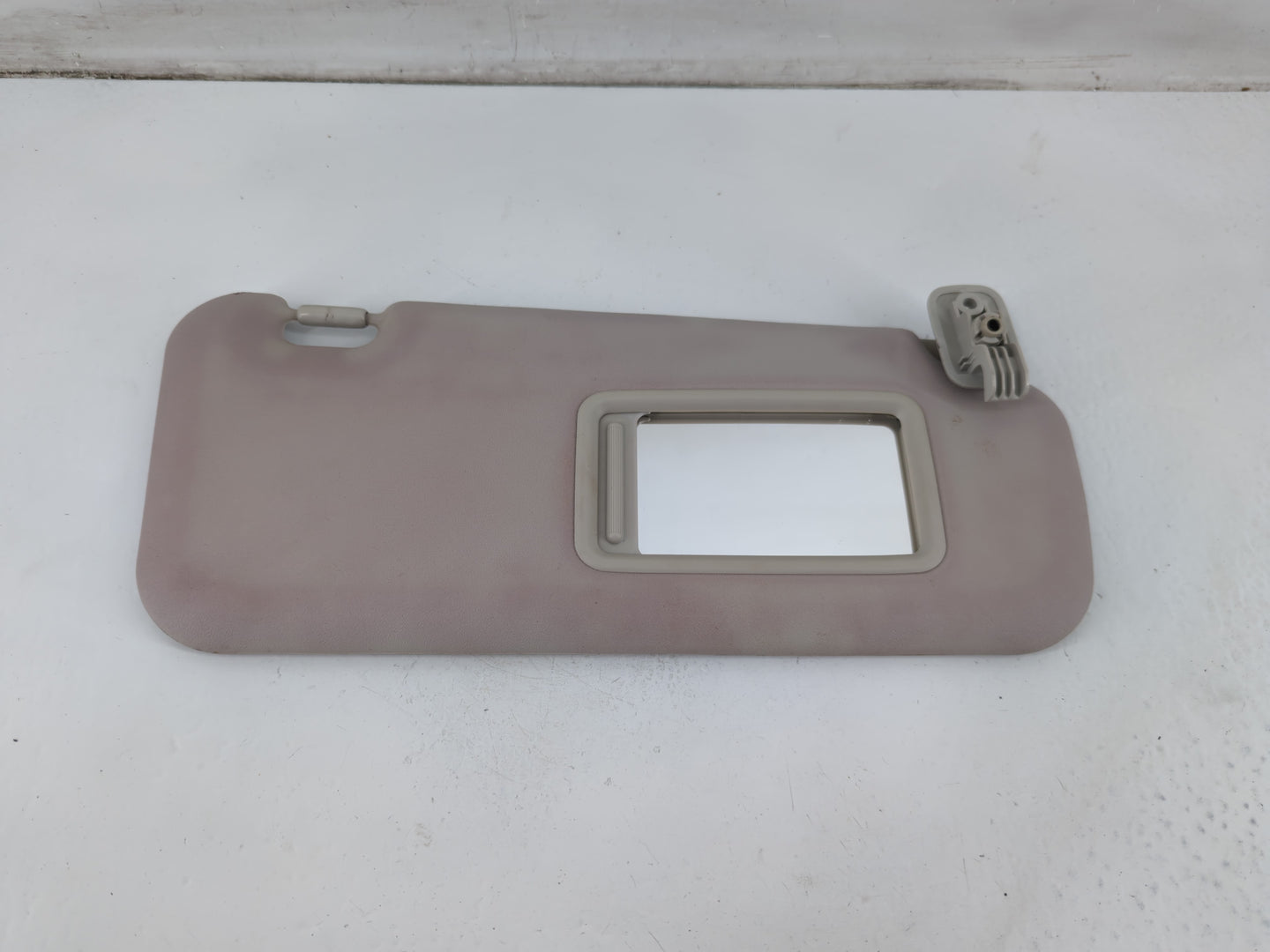 2013 Dodge Journey Sun Visor Shade Replacement Passenger Right Mirror Fits OEM Used Auto Parts - Oemusedautoparts1.com