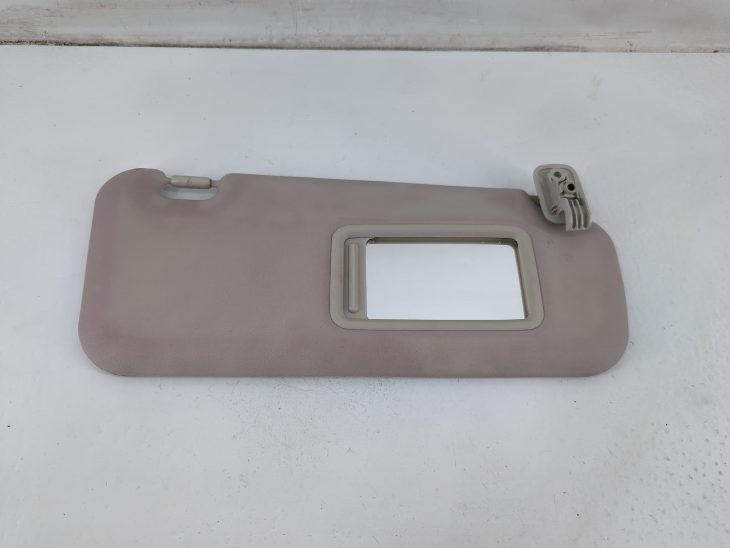 2013 Dodge Journey Sun Visor Shade Replacement Passenger Right Mirror Fits OEM Used Auto Parts - Oemusedautoparts1.com